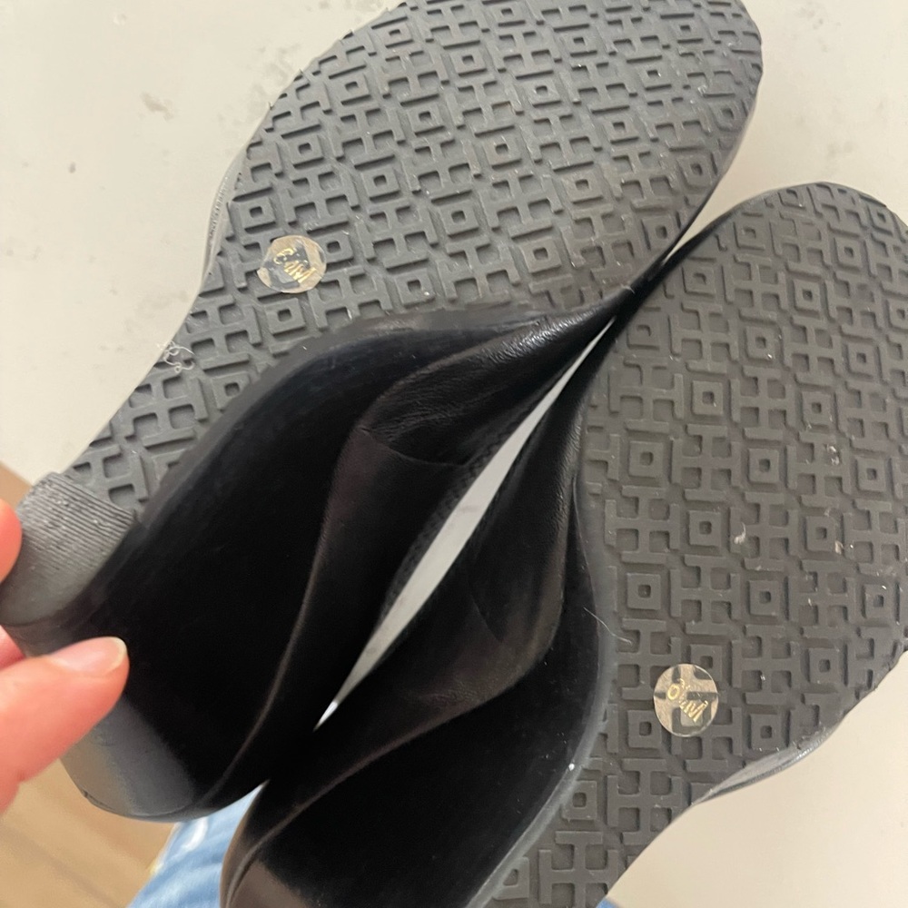 Black Wedge Pumps with Gold Medallion - Picture 2 of 4